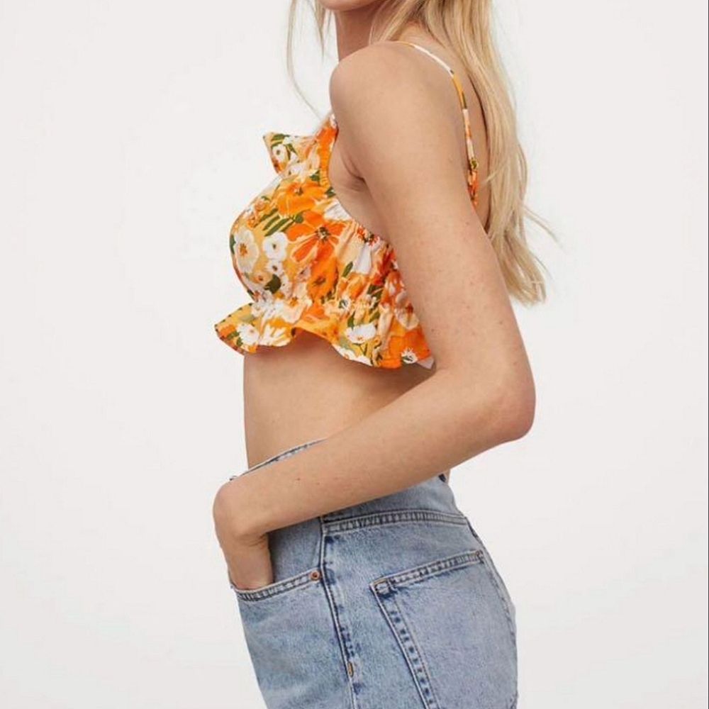 Divided H&M Crop Top Shirt XXS Orange Floral Cali Trendy Cropped Bralette